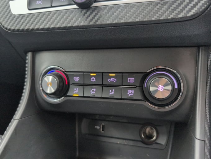 2025 Mg Mg Zs