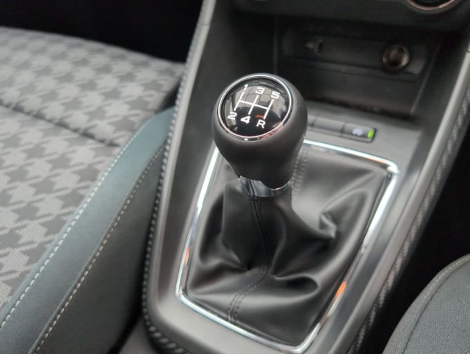 2025 Mg Mg Zs