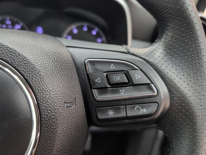 2025 Mg Mg Zs