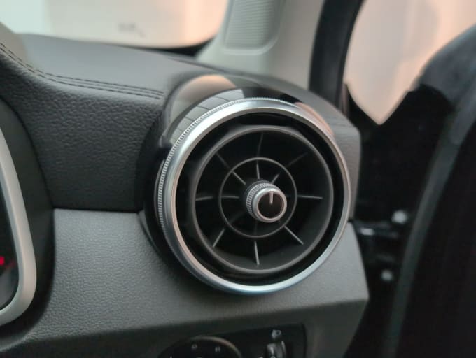 2025 Mg Mg Zs