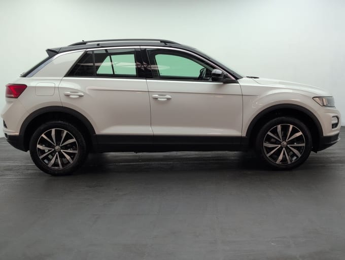 2025 Volkswagen T-roc