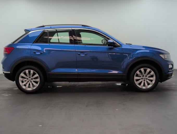 2025 Volkswagen T-roc