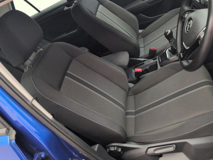 2025 Volkswagen T-roc
