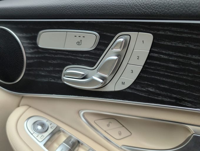 2025 Mercedes-benz Glc