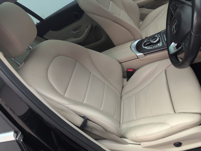 2025 Mercedes-benz Glc