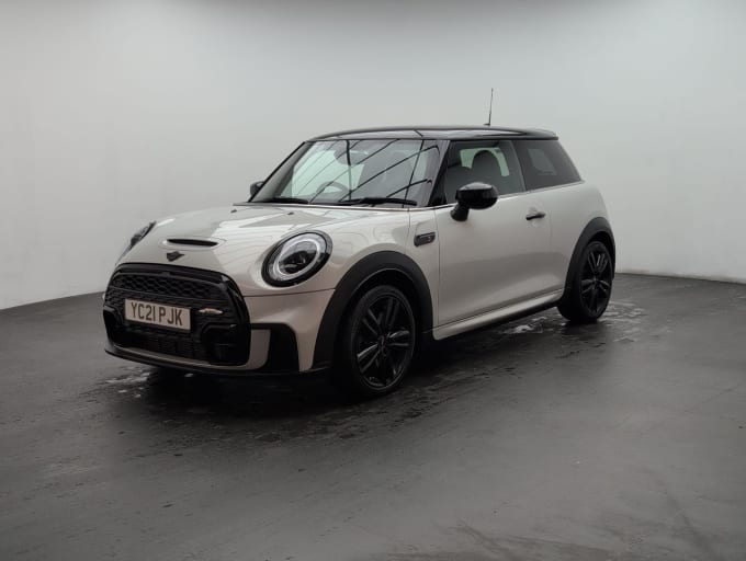 2025 Mini Hatch