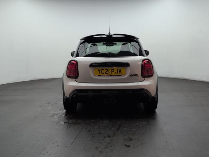 2025 Mini Hatch
