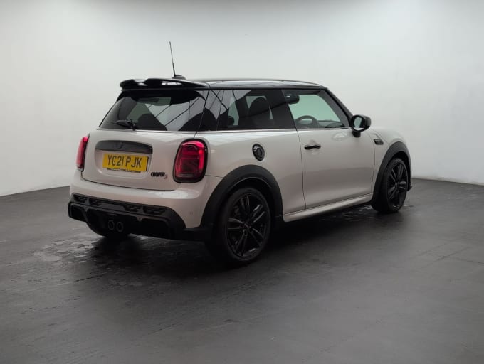 2025 Mini Hatch