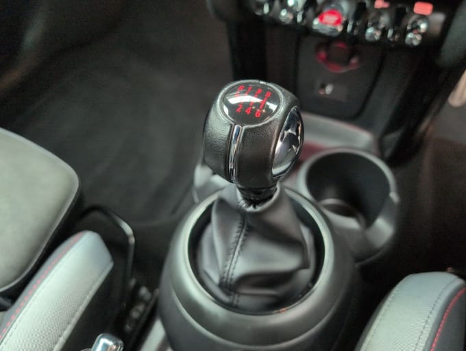 2025 Mini Hatch