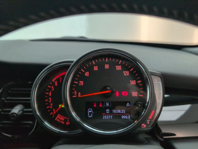 2025 Mini Hatch