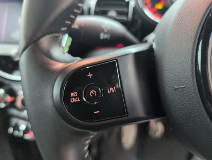 2025 Mini Hatch