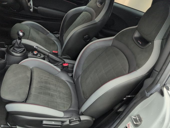 2025 Mini Hatch