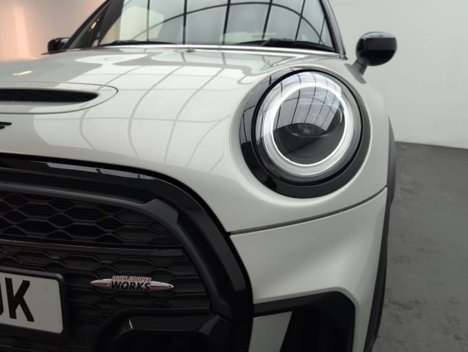 2025 Mini Hatch