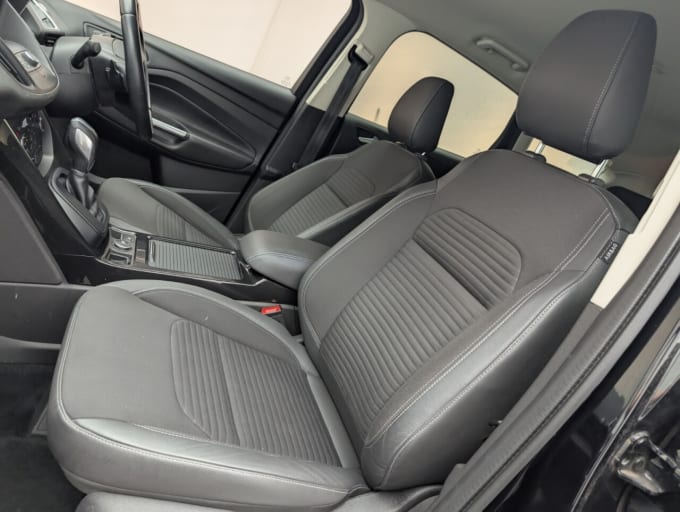 2025 Ford Kuga