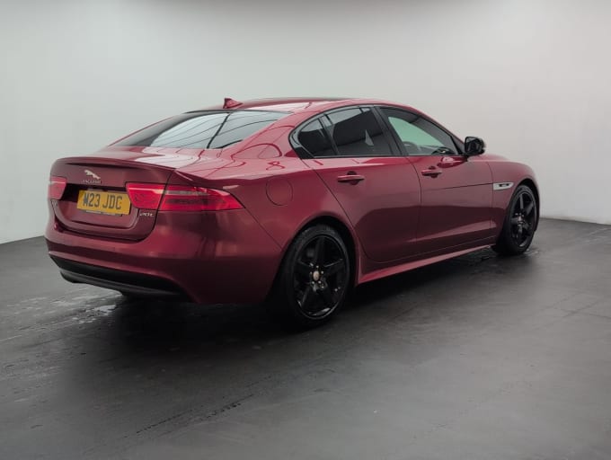 2025 Jaguar Xe