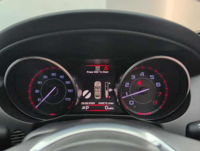 2025 Jaguar Xe