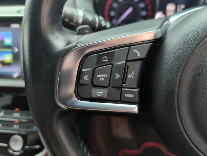 2025 Jaguar Xe