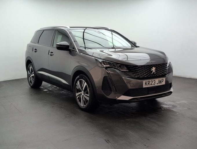 2025 Peugeot 5008