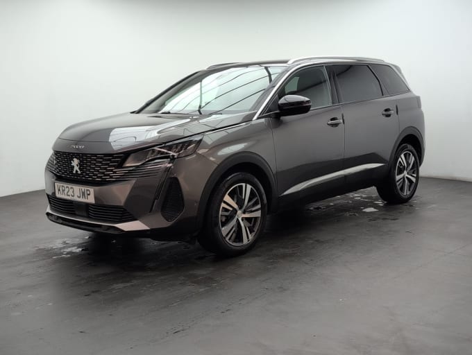 2025 Peugeot 5008