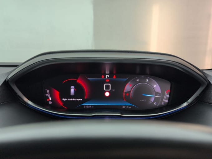 2025 Peugeot 5008
