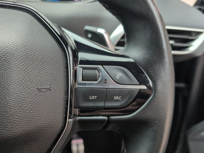 2025 Peugeot 5008
