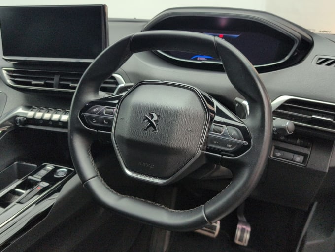 2025 Peugeot 5008