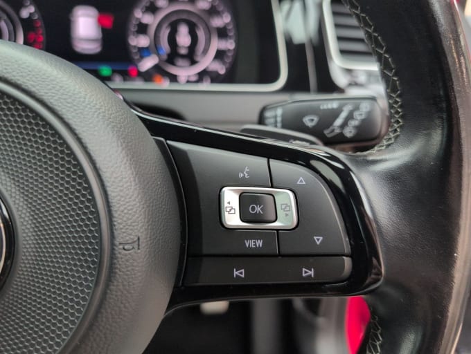 2025 Volkswagen Golf