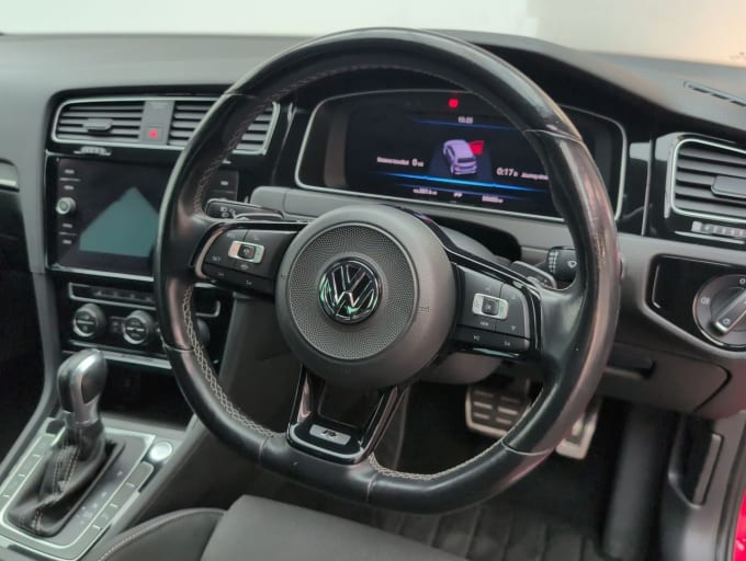 2025 Volkswagen Golf