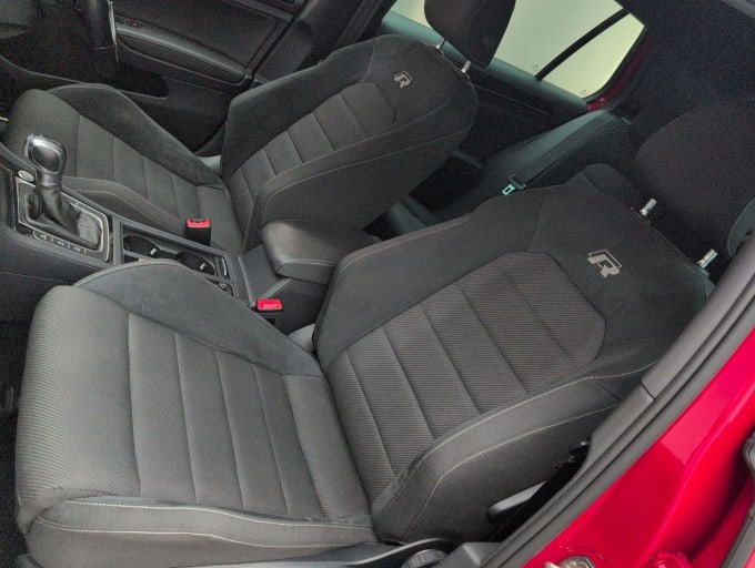 2025 Volkswagen Golf