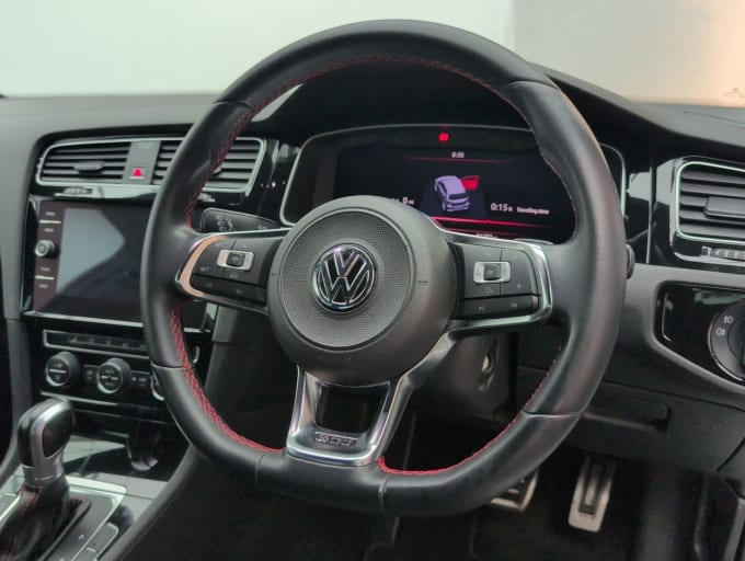 2025 Volkswagen Golf