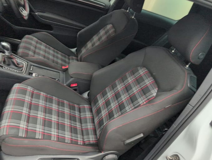 2025 Volkswagen Golf