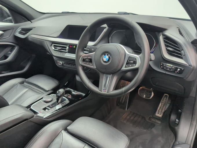 2025 BMW 1 Series