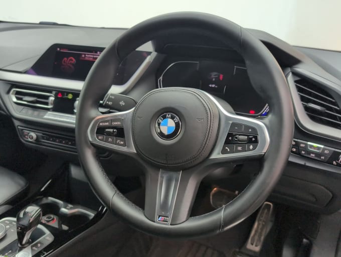 2025 BMW 1 Series