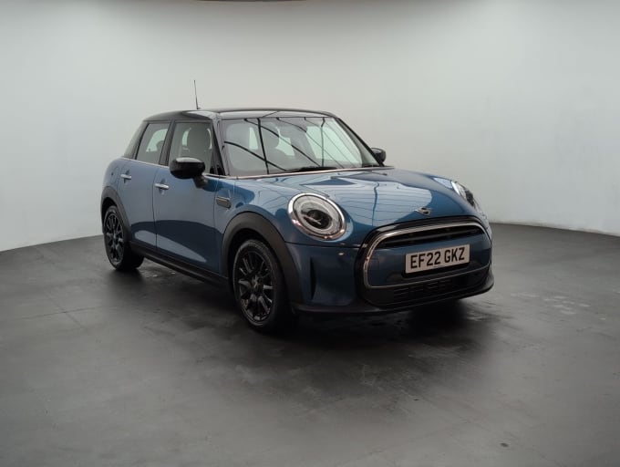 2025 Mini Hatch