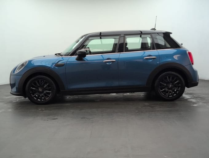 2025 Mini Hatch