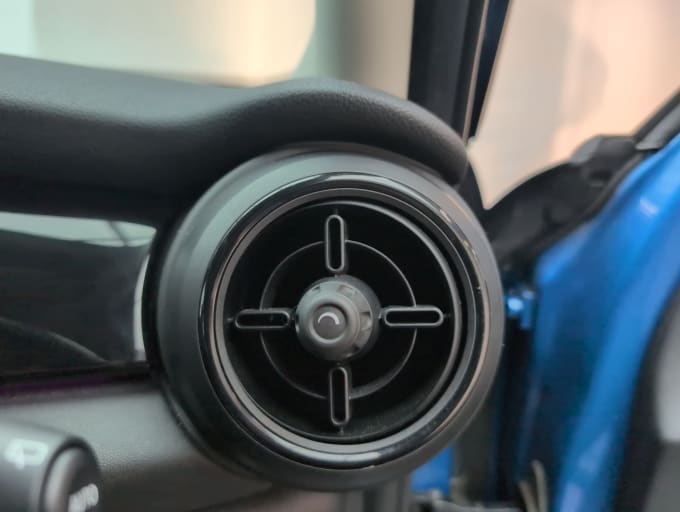 2025 Mini Hatch