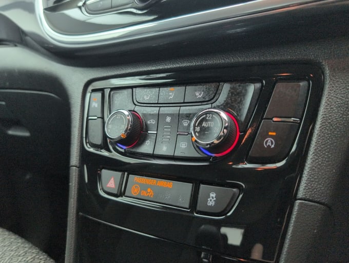 2025 Vauxhall Mokka X
