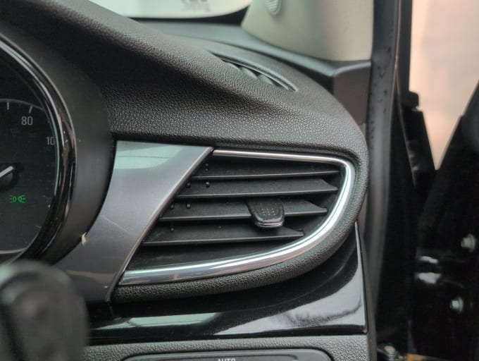 2025 Vauxhall Mokka X