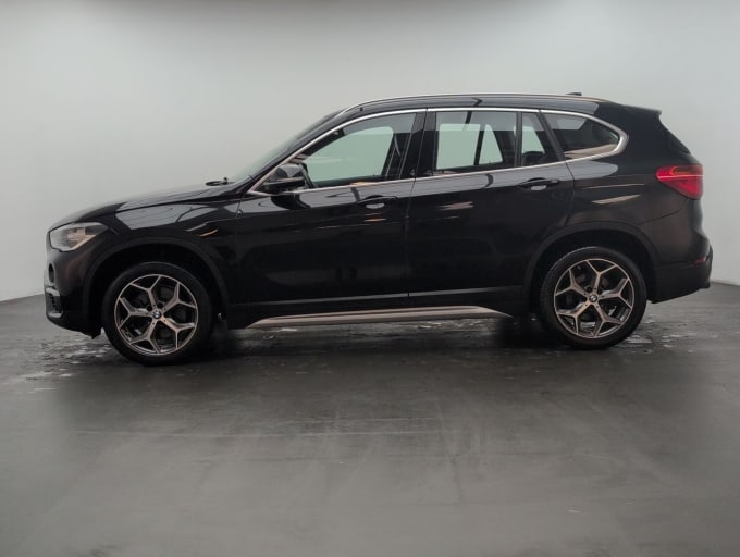 2025 BMW X1