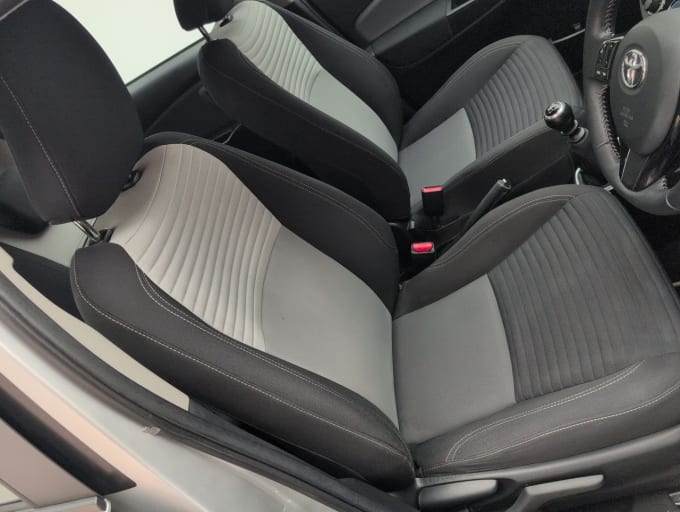 2025 Toyota Yaris