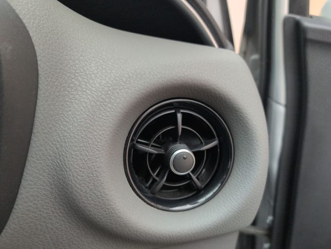 2025 Toyota Yaris