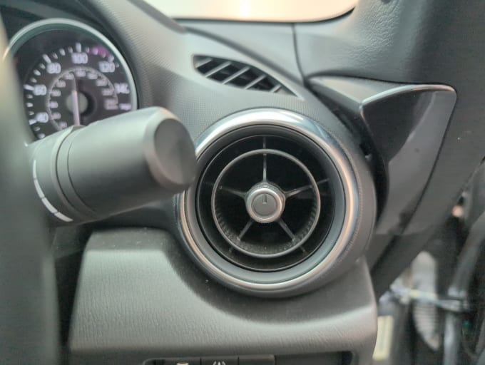 2025 Mazda 121