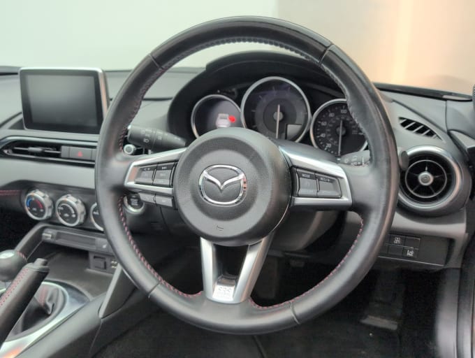 2025 Mazda 121