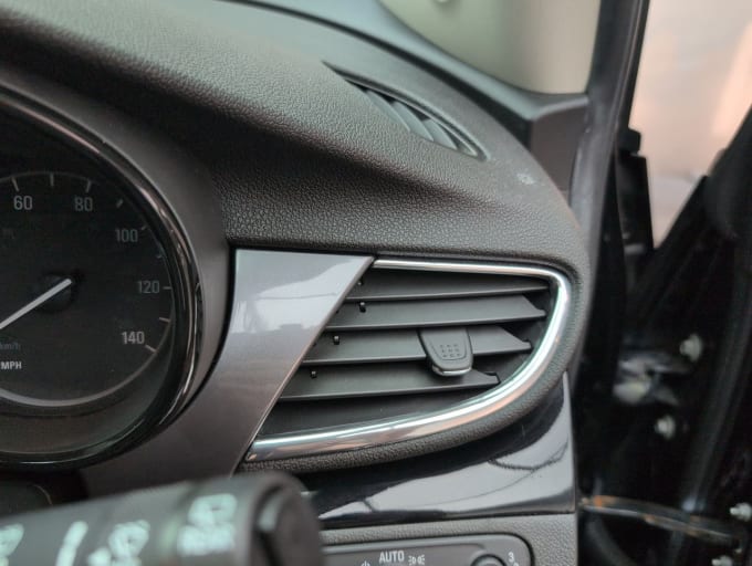 2025 Vauxhall Mokka X