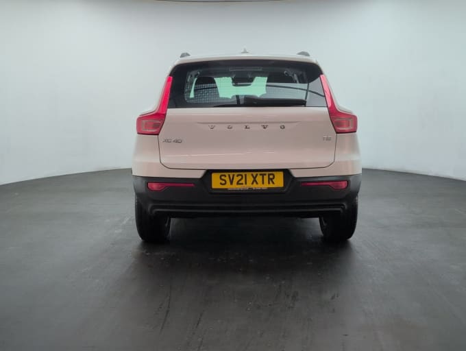 2025 Volvo Xc40