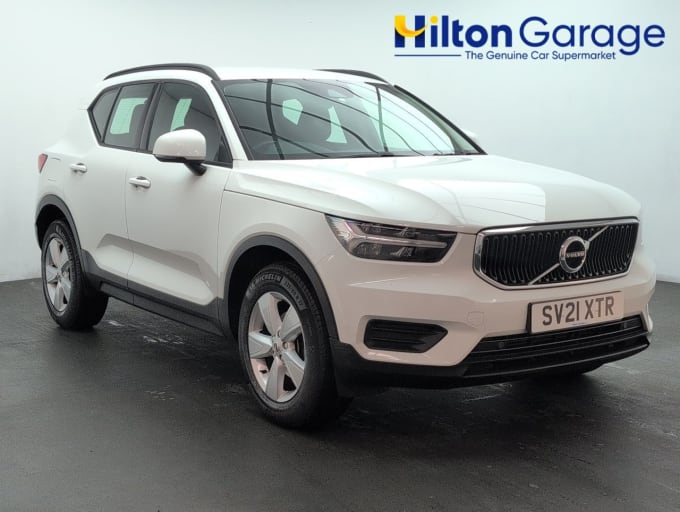 2025 Volvo Xc40