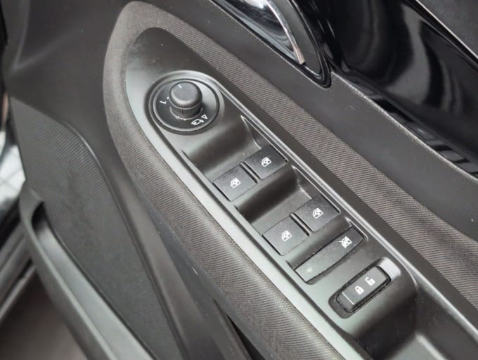 2025 Vauxhall Mokka X