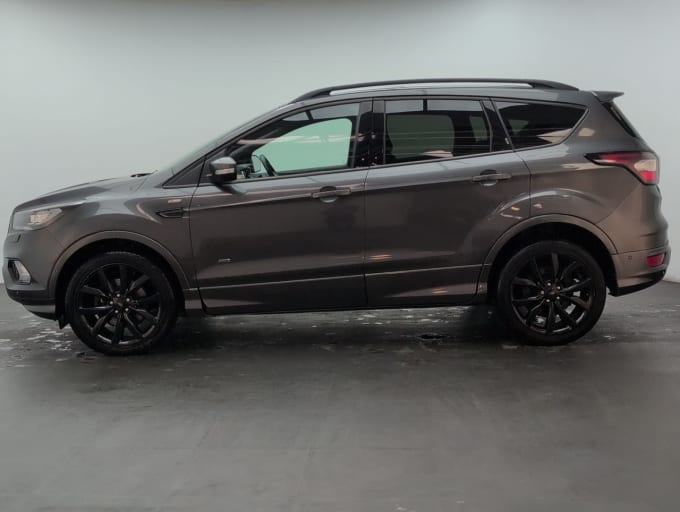 2025 Ford Kuga