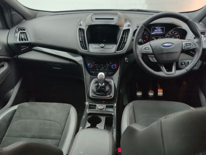 2025 Ford Kuga