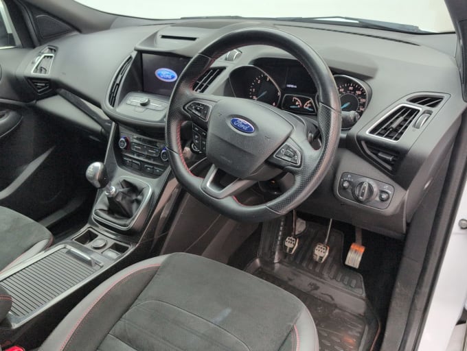 2025 Ford Kuga